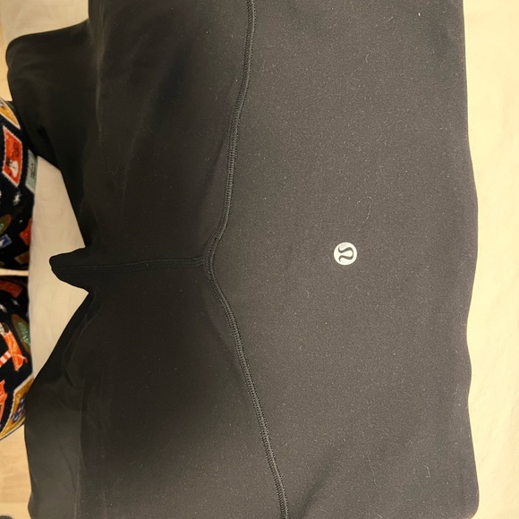 Lulu Lemon Align High Rise mini flare size 8 - Picture 3 of 4